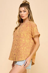 Vibe Chic Buttoned V-Neck Top (Mustard)